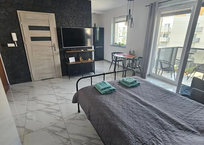 Malta * بوزنان